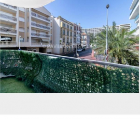 Studio cannes 55
